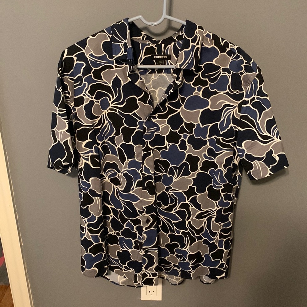 Express short sleeved button down.